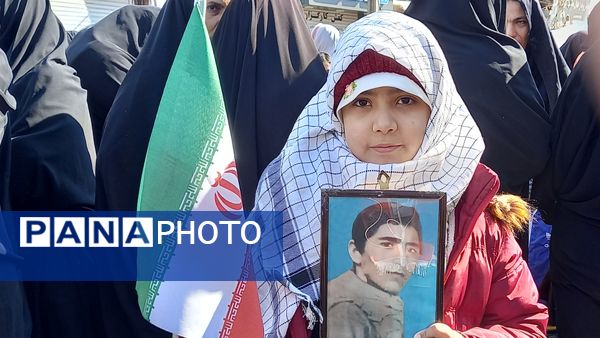 راهپیمایی باشکوه یوم الله ۲۲بهمن در شهرستان خواف