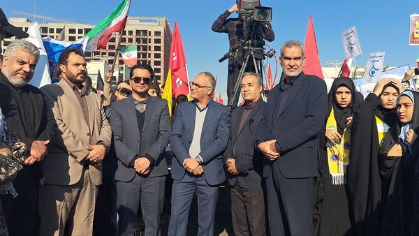 اجتماع عظیم دانش‌آموزان شهر مشهد به مناسبت روز دانش‌آموز