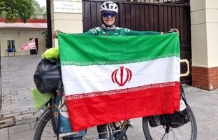 رکاب‌زنی بانوی دوچرخه‌سوار ایرانی دور قاره آسیا