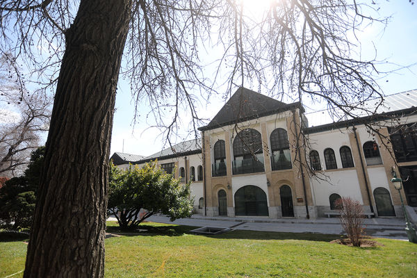 مجموعه فرهنگی تاریخی نیاوران