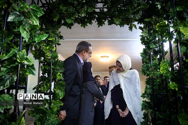 آیین بدرقه دانش پژوهان اعزامی به المپیادهای جهانی سال 2018 با حضور وزیر آموزش و پرورش