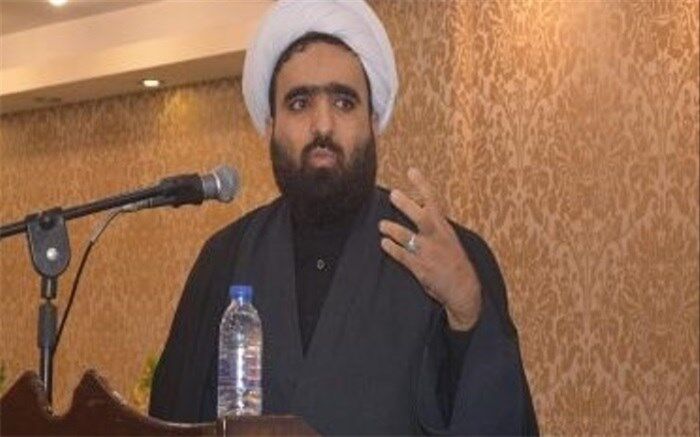 ضرورت برخورداری از اتحاد مستحکم در مقابل هجمه های فرهنگی دشمنان اسلام