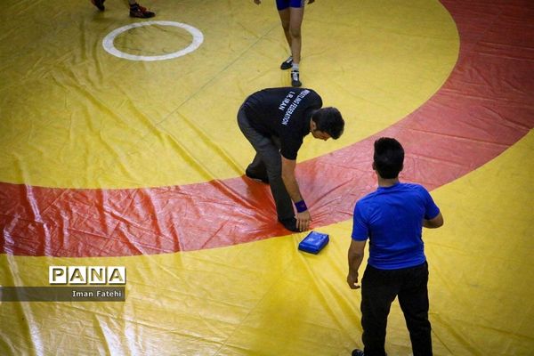 مسابقات کشتی جام رمضان انتخابی نونهالان درکردستان