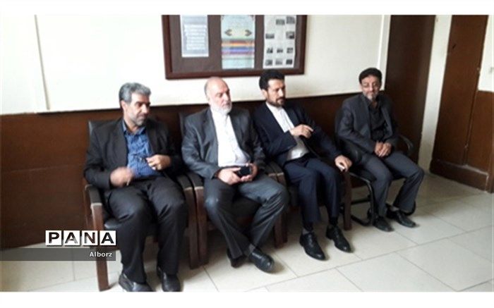 بازدید مسئولین البرز از حوزه های امتحانات نهایی ناحیه 3 کرج