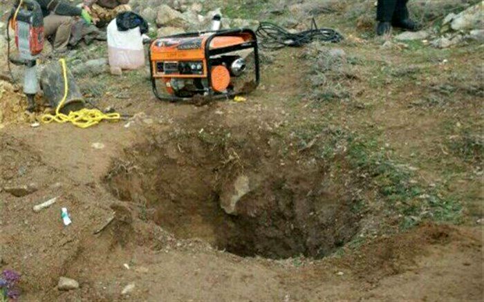 حفاران غیر مجاز آثار تاریخی فارس در دام قانون