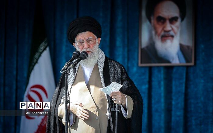 رهبر معظم انقلاب: مسئولان برای حل مسائل اقتصادی تصمیم‌های قاطع بگیرند و اجرا کنند