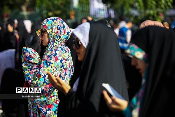 حضور پر شور و فعال دانش آموران پیشتاز در مراسم نماز عید فطر