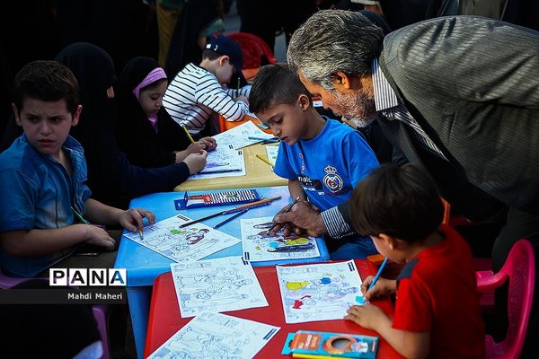 حضور پر شور و فعال دانش آموران پیشتاز در مراسم نماز عید فطر
