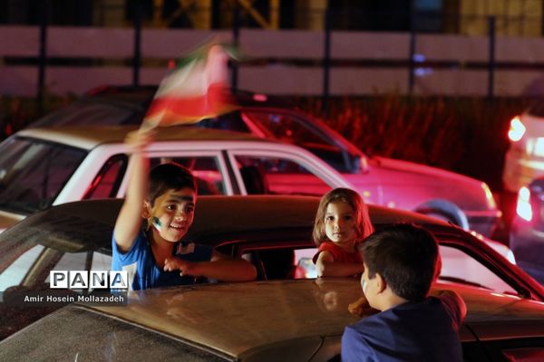 شادی مردم ارومیه پس از برد مراکش