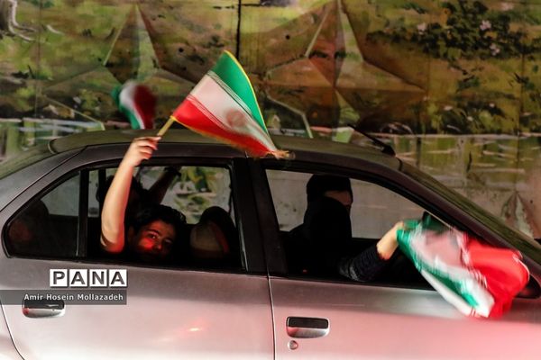 شادی مردم ارومیه پس از برد مراکش