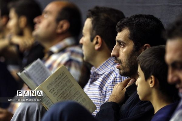 احیای شب بیست و یکم رمضان در ارومیه