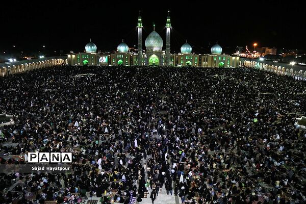 احیا شب ۲۱ ماه مبارک رمضان در مسجد مقدس جمکران