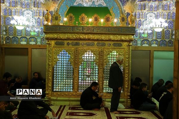 احیای شب بیست و سوم ماه رمضان در امامزادگان کرج