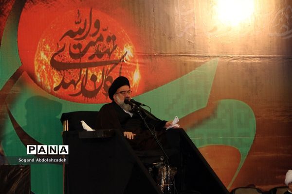 آیین احیای شب‌های قدر در مصلی ساری