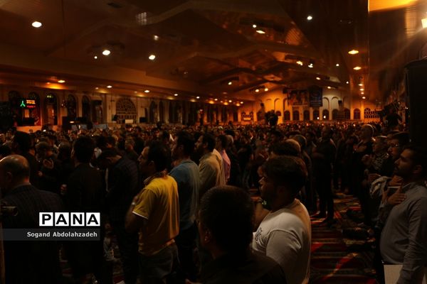 آیین احیای شب‌های قدر در مصلی ساری