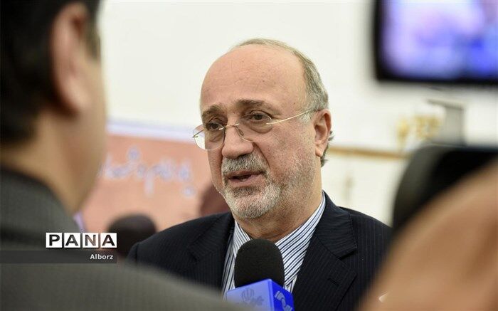 استاندار البرز: کارگزاران نظام باید رهروان راستین بنیان گذار کبیر انقلاب باشند