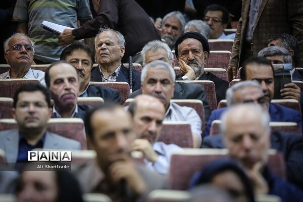 مراسم تشییع پیکر محمدامین قانعی‌راد
