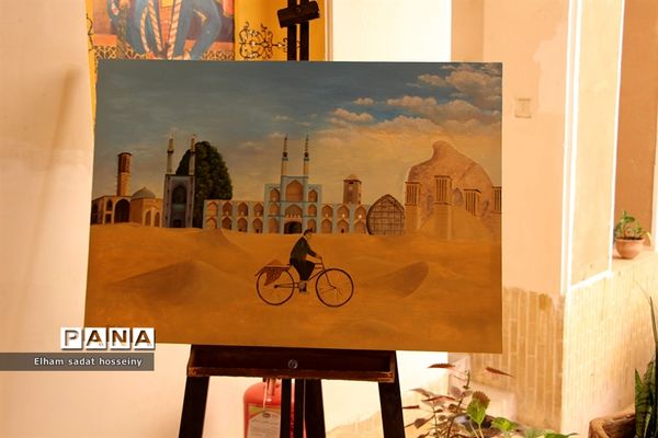 گشایش نمایشگاه نقاشی کودکان مارال در یزد