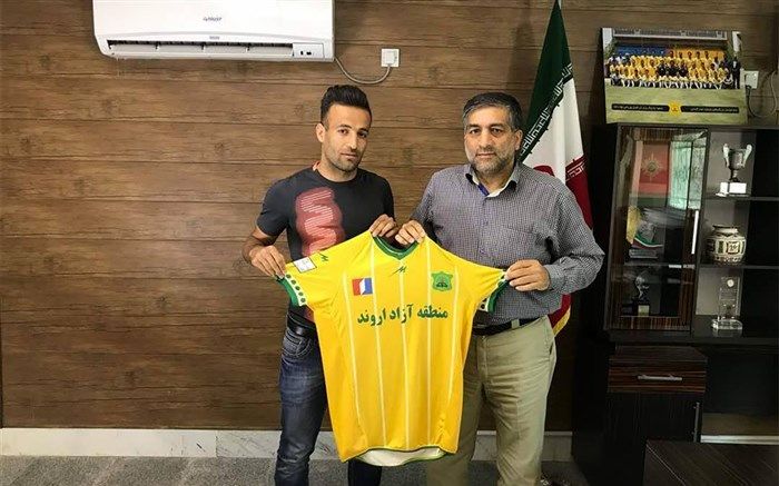 هافبک مشکی‌پوشان به صنعت نفت آبادان پیوست