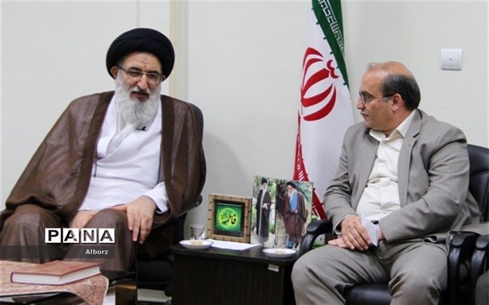 نماینده ولی فقیه در البرز: سیاست زدگی، قدرت‌طلبی و مادی‌گرایی، مهم‌ترین آسیب‌های شوراها هستند