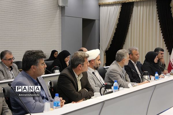 جلسه شورای آموزش و پرورش استان خراسان جنوبی