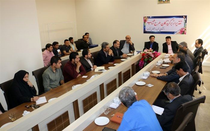 اقتصاد و اشتغال دستوری نیست، دولت تصمیم‍‎گر است