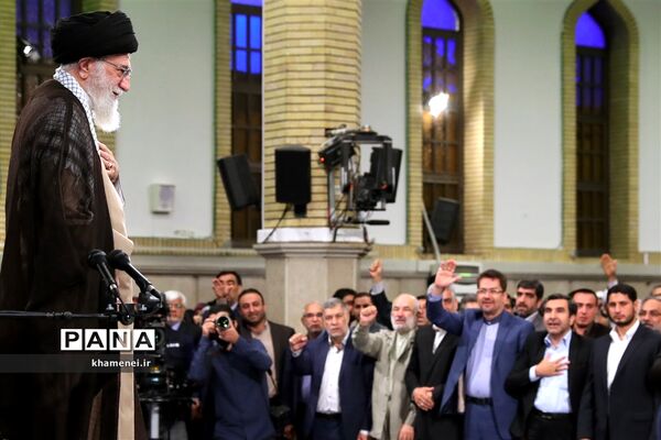 دیدار رئیس و نمایندگان مجلس شورای اسلامی با مقام معظم رهبری