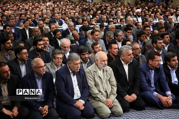 دیدار رئیس و نمایندگان مجلس شورای اسلامی با مقام معظم رهبری