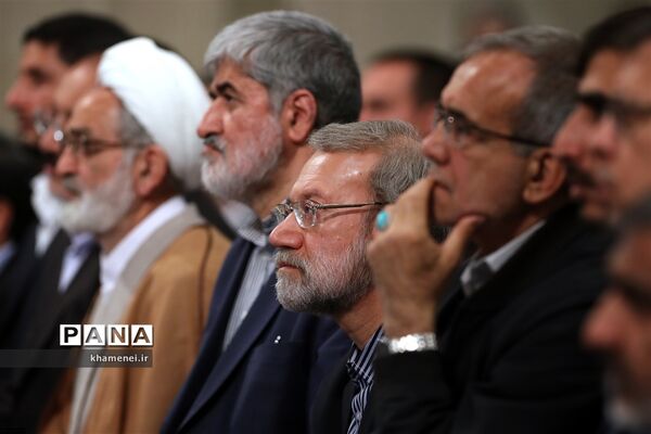 دیدار رئیس و نمایندگان مجلس شورای اسلامی با مقام معظم رهبری
