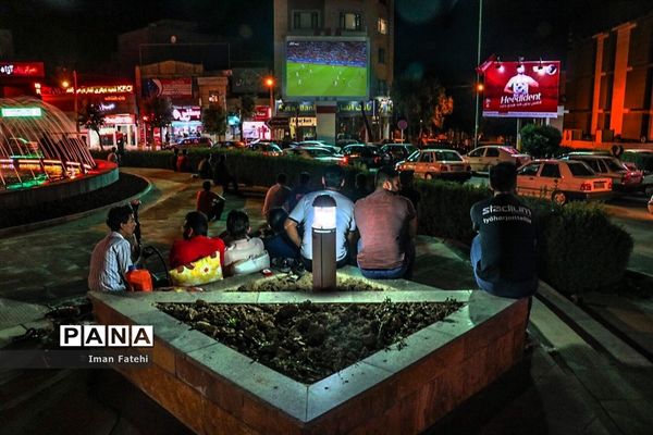 تب و تاب بازی ایران و اسپانیا در شهر