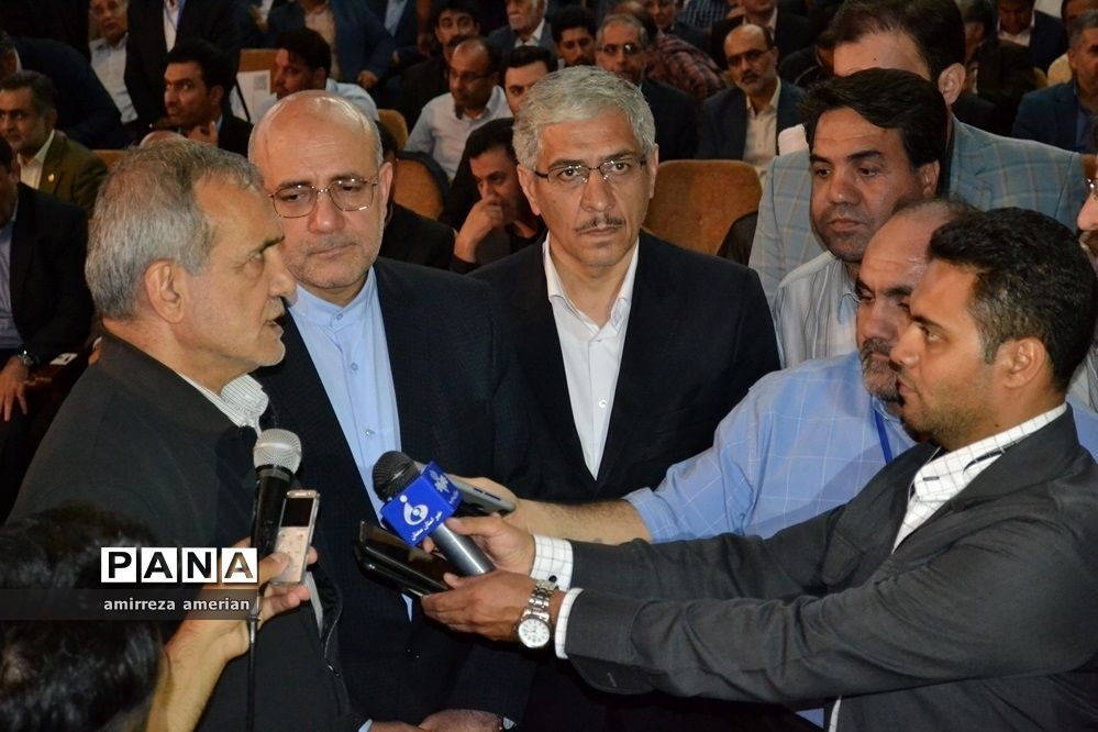 همایش بزرگ روایت خدمت در استان سمنان