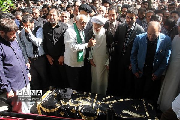 مراسم تشییع مرحوم حجت الاسلام‌سیدعلی اکبرحسینی