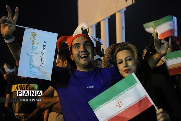 استقبال مردمی از ورود تیم ملی  به ایران