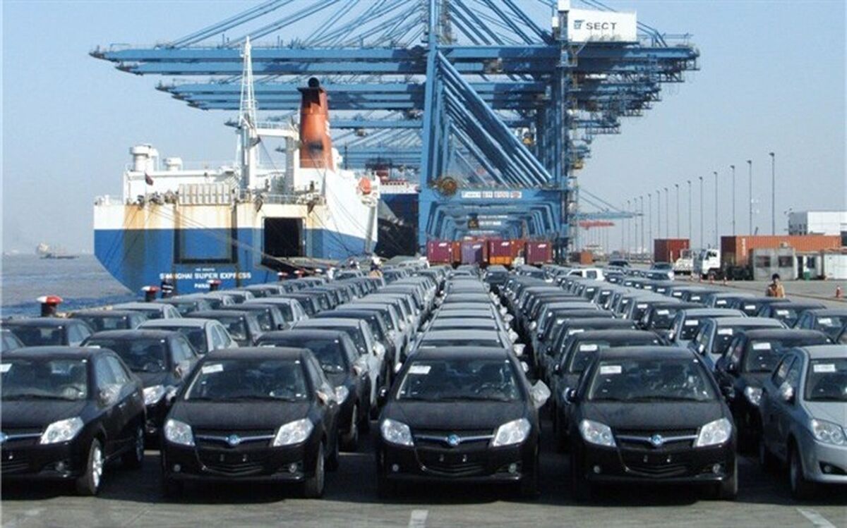 توقف عملیات ترخیص ۴۵۰۰ خودرو ثبت‌سفارش‌شده غیرقانونی در گمرک‌های کشور