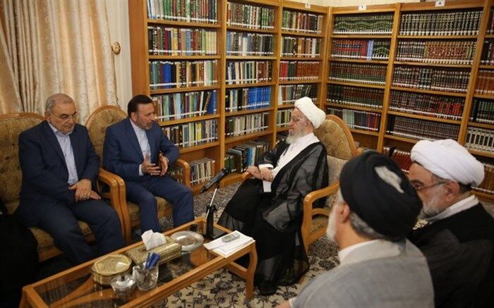 آیت‌الله مکارم شیرازی: امروز زمان تسویه‌ حساب‌های شخصی و حل اختلافات انتخاباتی نیست