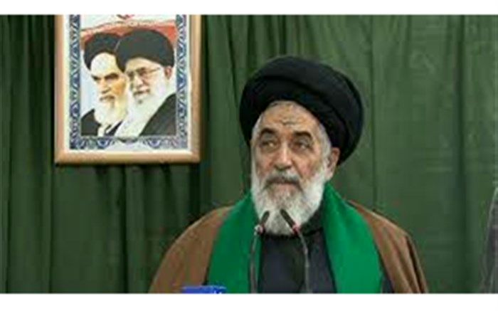 هدف دشمنان نفوذ به کشور از طریق ایجاد مشکلات اقتصادی و ضربه به آن است