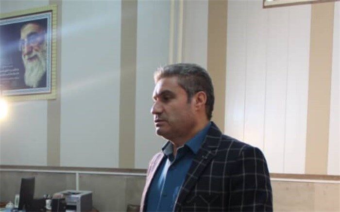 مطالعه برای داشتن ارتباط با جامعه امروز ضروری است