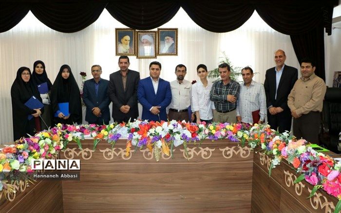 برگزیدگان کشوری پرسش مهر هفدهم در مازندران تجلیل شدند