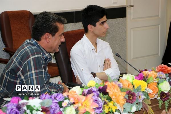 تجلیل از برگزیدگان کشوری پرسش  مهر هفدهم در مازندران