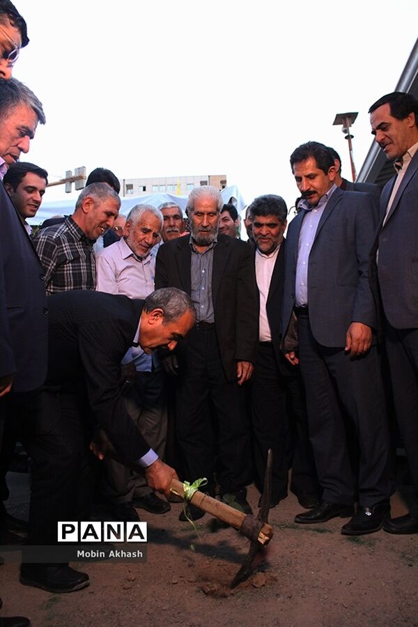 آیین آغاز عملیات اجرایی طرح ساماندهی مزارشهدای شنب غازان تبریز