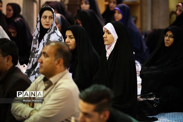 دیدار برگزیدگان کنگره ملی پرسش مهر18 با سید حسن خمینی