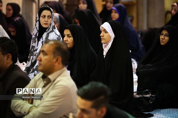 دیدار برگزیدگان کنگره ملی پرسش مهر18 با سید حسن خمینی