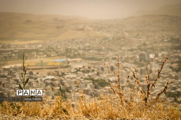 مهمان ناخوانده هوای سنندج