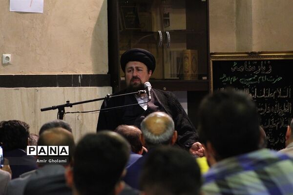 دیدار برگزیدگان کنگره ملی پرسش مهرهجدهم با سید حسن خمینی