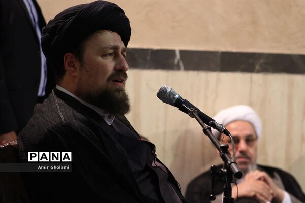 دیدار برگزیدگان کنگره ملی پرسش مهرهجدهم با سید حسن خمینی