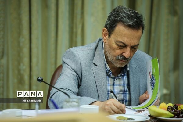 جلسه هیأت امنای سازمان دانش آموزی با حضور وزیر آموزش و پرورش