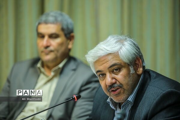 جلسه هیأت امنای سازمان دانش آموزی با حضور وزیر آموزش و پرورش