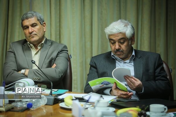 جلسه هیأت امنای سازمان دانش آموزی با حضور وزیر آموزش و پرورش