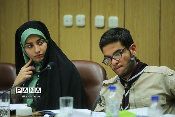 جلسه هیأت امنای سازمان دانش آموزی با حضور وزیر آموزش و پرورش