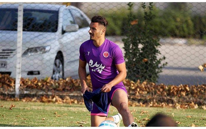 مهاجم سابق پرسپولیس به پدیده پیوست